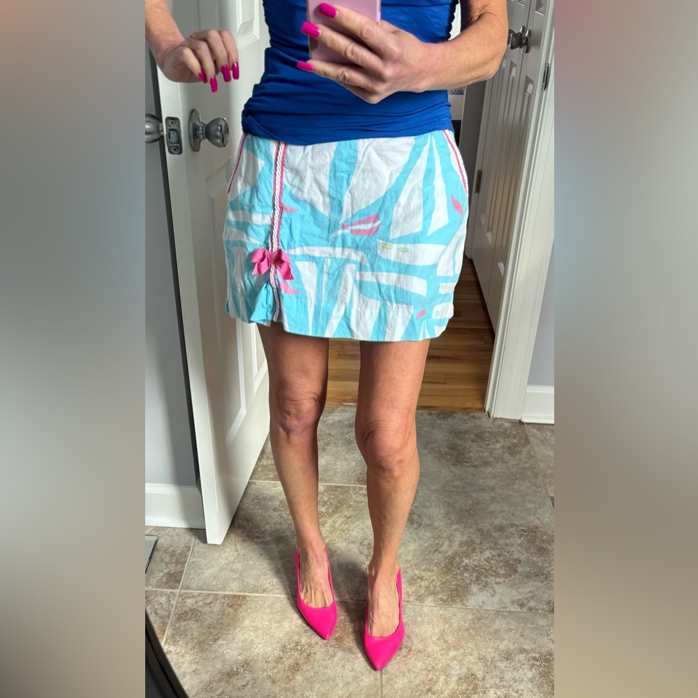 Lilly Pulitzer sailboat with beautiful colors Skirt